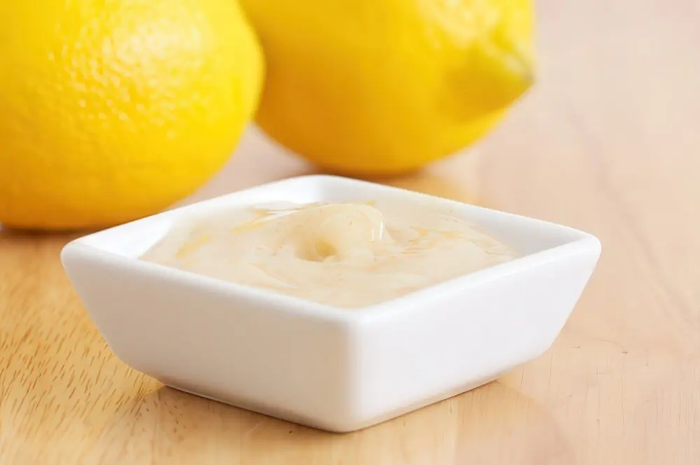 Make Your Own Non-Sticky Honey Lip Gloss with Citrus Oils